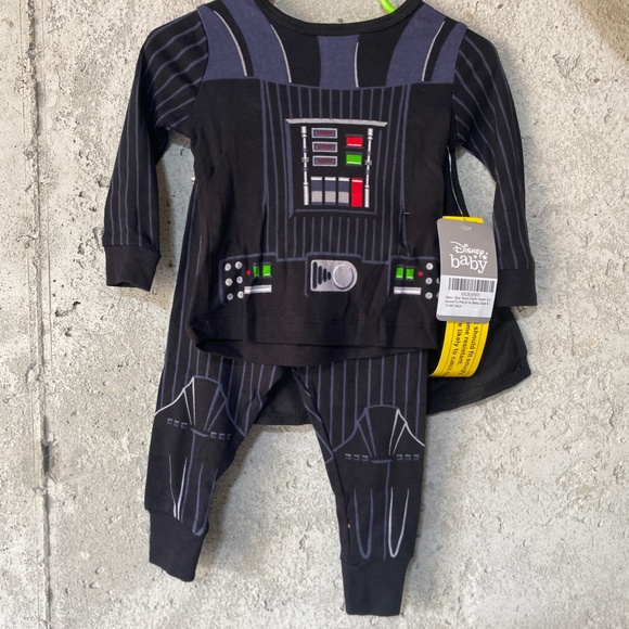 Disney Star Wars Darth Vadar Pajama Set Baby Black w/Cape PJ Pals Sz 9-12 months - Picture 7 of 7